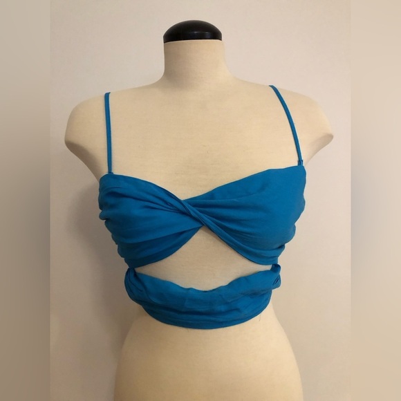 NWT Princess Polly blue crop top with removable straps. Size 8. - Picture 5 of 9